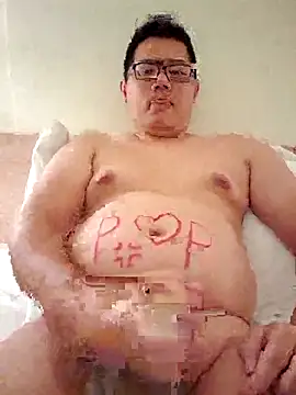 Snapshot of Fatballoonby chatting on April 28, 4:34 pm Fatballoonby online show from April 28, 4:34 pm