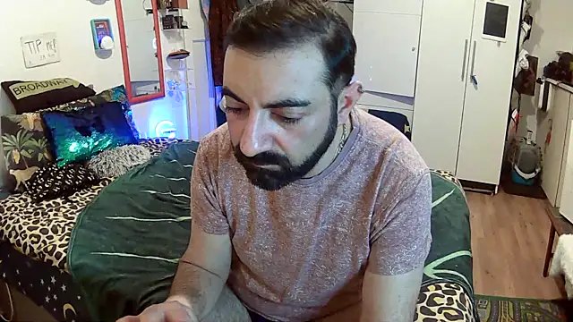 Snapshot of lextalon chatting on March 9, 2:07 am lextalon online show from March 9, 2:07 am