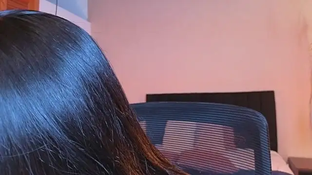 ChloeTurner  online show from February 26, 8:08 pm