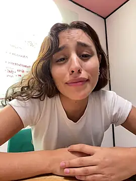 Katee Jones online show from March 9, 3:38 pm