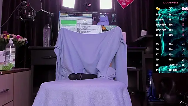 Raissa sky26 online show from December 28, 3:04 am