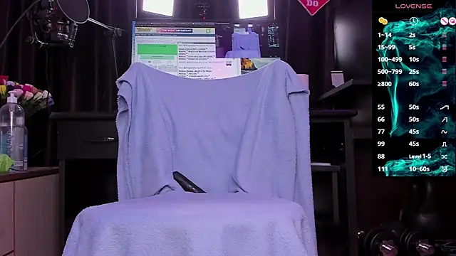 Raissa sky26 online show from February 18, 3:42 am