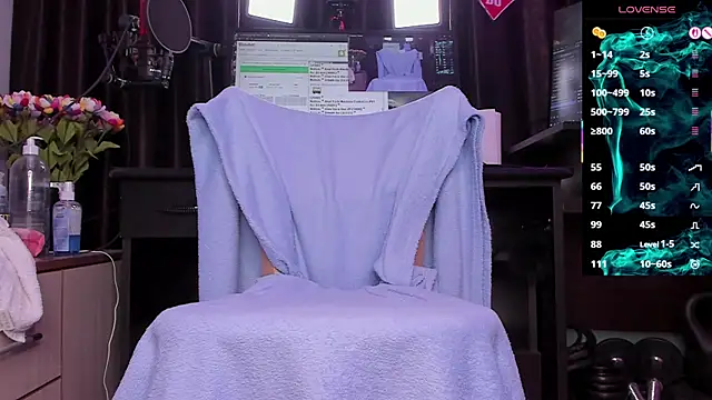 Raissa sky26 online show from April 18, 2:48 am