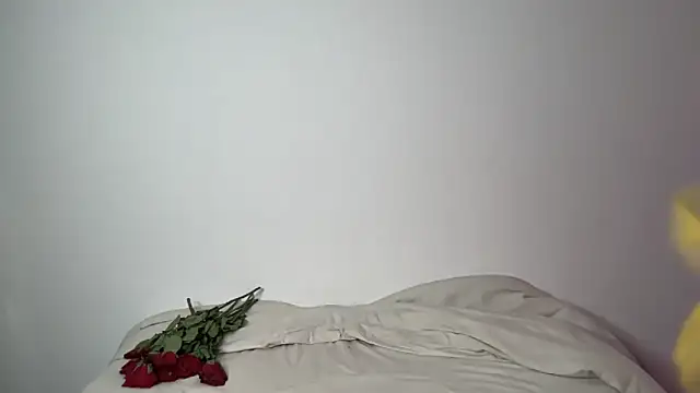 mollywilde online show from February 11, 11:22 pm