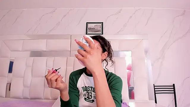 BritneyCollins online show from September 20, 11:33 am