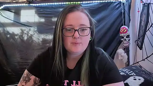 Bunny Cummings online show from February 3, 11:26 am