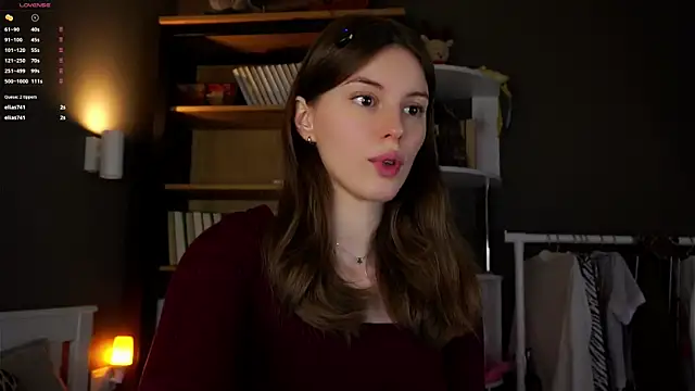 Snapshot of DarylBarks chatting on November 1, 1:07 am DarylBarks online show from November 1, 1:07 am