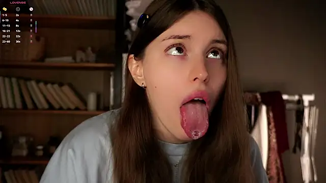 Snapshot of DarylBarks chatting on November 8, 1:17 am DarylBarks online show from November 8, 1:17 am