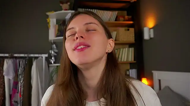 Snapshot of DarylBarks chatting on November 29, 1:19 am DarylBarks online show from November 29, 1:19 am