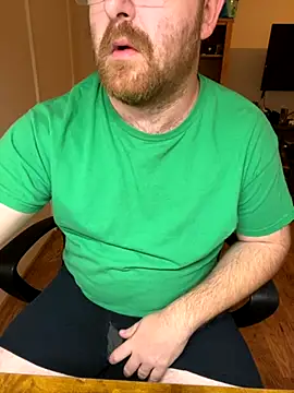 Snapshot of Country_Man87 chatting on November 17, 1:28 pm Country Man87 online show from November 17, 1:28 pm