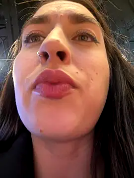 Holly Play online show from December 4, 12:25 pm