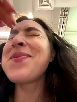 Holly Play online show from December 5, 12:22 pm