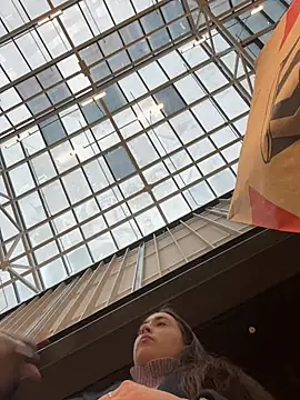 Holly Play online show from December 23, 9:16 am