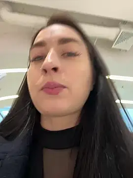 Holly Play online show from January 27, 8:29 am