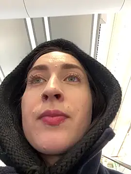 Holly Play online show from February 11, 10:26 am