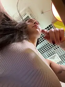 Holly Play online show from March 7, 11:18 am