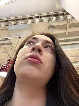 Holly Play online show from March 15, 7:20 am