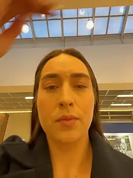 Holly Play online show from November 21, 12:04 pm