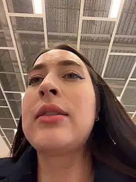 Holly Play online show from January 5, 5:27 pm