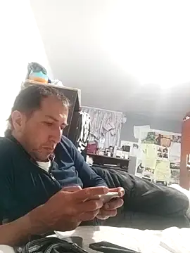 Alexand1999 online show from February 12, 11:33 pm