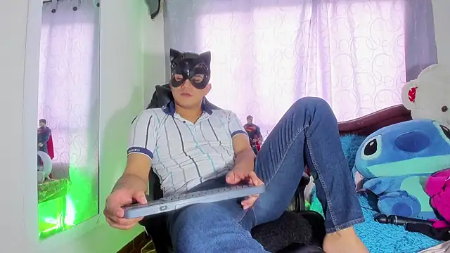 Chris Maddox online show from January 28, 8:15 pm