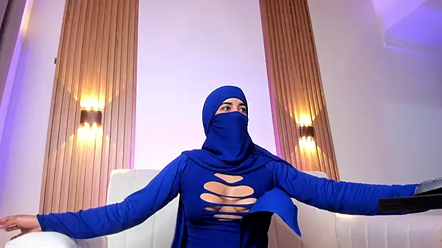 natash malak online show from February 12, 3:40 am