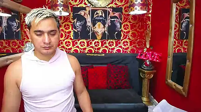 Snapshot of BOYSPEIN chatting on February 16, 5:48 am BOYSPEIN online show from February 16, 5:48 am