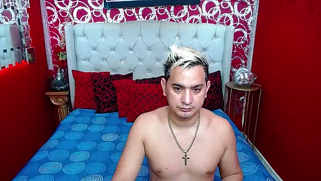 Snapshot of BOYSPEIN chatting on February 17, 10:29 am BOYSPEIN online show from February 17, 10:29 am