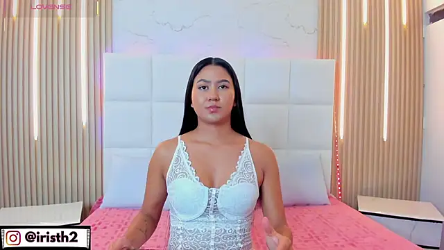 Iris Thompson  online show from October 9, 4:10 am