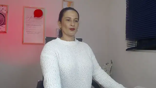 lucy diiaz online show from March 1, 11:47 pm