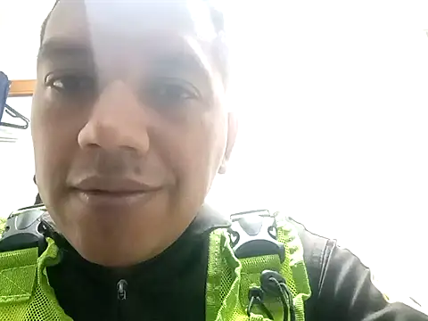 Snapshot of angelito0219 chatting on January 4, 11:27 pm angelito0219 online show from January 4, 11:27 pm