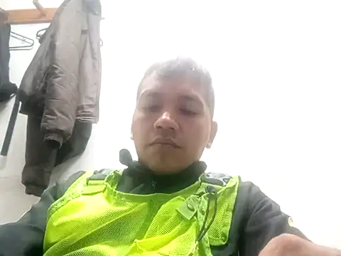 Snapshot of angelito0219 chatting on January 12, 8:04 am angelito0219 online show from January 12, 8:04 am