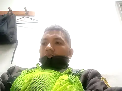 Snapshot of angelito0219 chatting on February 28, 3:59 am angelito0219 online show from February 28, 3:59 am