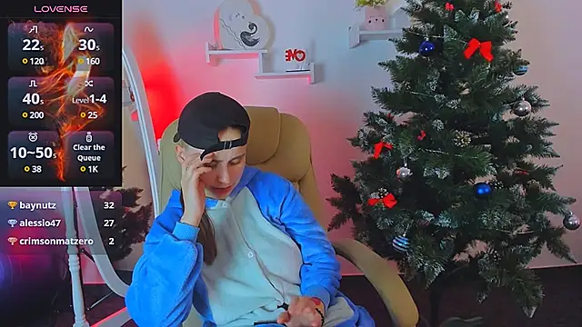 Dolly  Queen  online show from December 12, 2:37 am