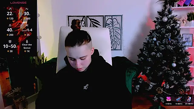 Dolly  Queen  online show from January 13, 11:17 pm