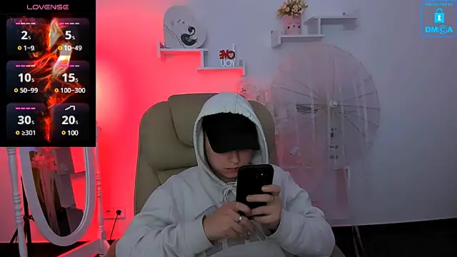 Dolly  Queen  online show from January 24, 11:34 pm