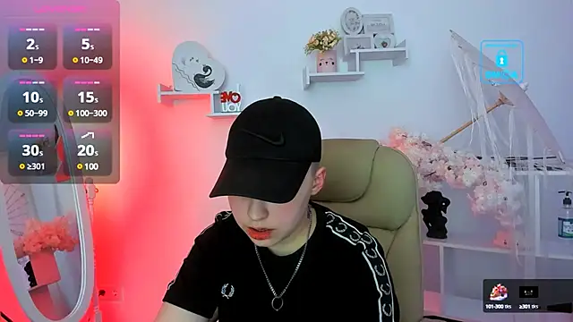 Dolly  Queen  online show from February 24, 8:47 pm