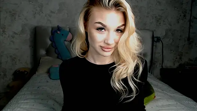 Ella Milla online show from April 16, 1:56 pm