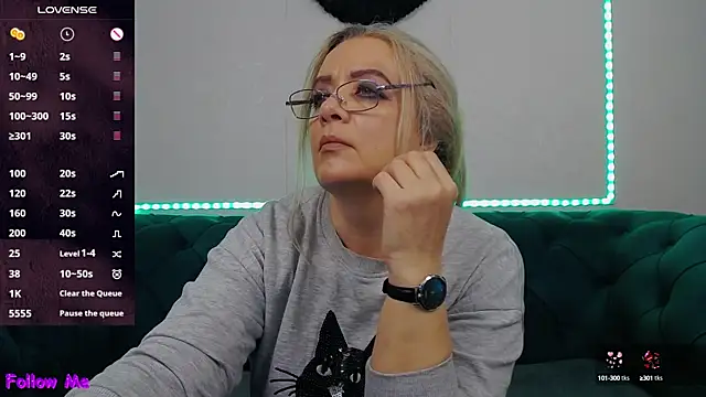 IvanaCharm online show from October 14, 3:18 am