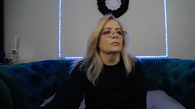 IvanaCharm online show from November 27, 4:25 am