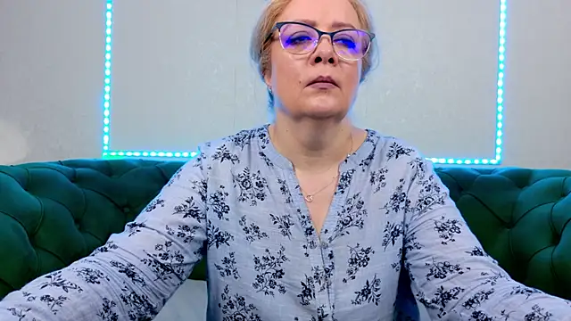 IvanaCharm online show from July 26, 3:25 am