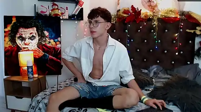 flowers18 online show from December 28, 9:08 pm