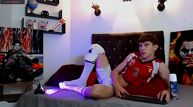 flowers18 online show from March 5, 10:10 pm