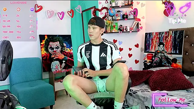 flowers18 online show from September 25, 10:46 pm