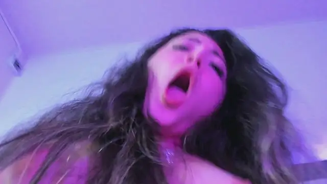 Snapshot of azumi_cutiepie_ chatting on February 2, 7:14 pm azumi cutiepie online show from February 2, 7:14 pm