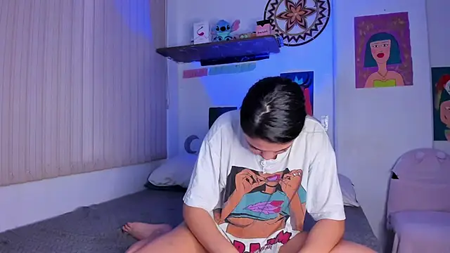 Snapshot of azumi_cutiepie_ chatting on February 21, 5:42 pm azumi cutiepie online show from February 21, 5:42 pm