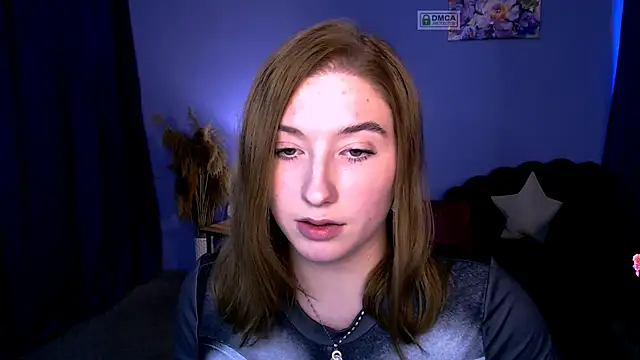 Snapshot of daisy_candy chatting on December 24, 11:22 pm daisy candy online show from December 24, 11:22 pm