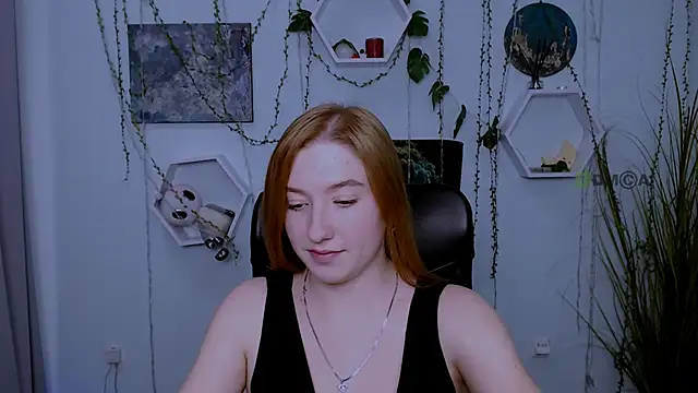 Snapshot of daisy_candy chatting on January 25, 2:58 am daisy candy online show from January 25, 2:58 am