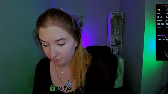 Snapshot of daisy_candy chatting on September 16, 9:05 pm daisy candy online show from September 16, 9:05 pm