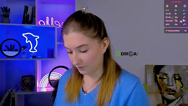 Snapshot of daisy_candy chatting on December 14, 10:58 pm daisy candy online show from December 14, 10:58 pm